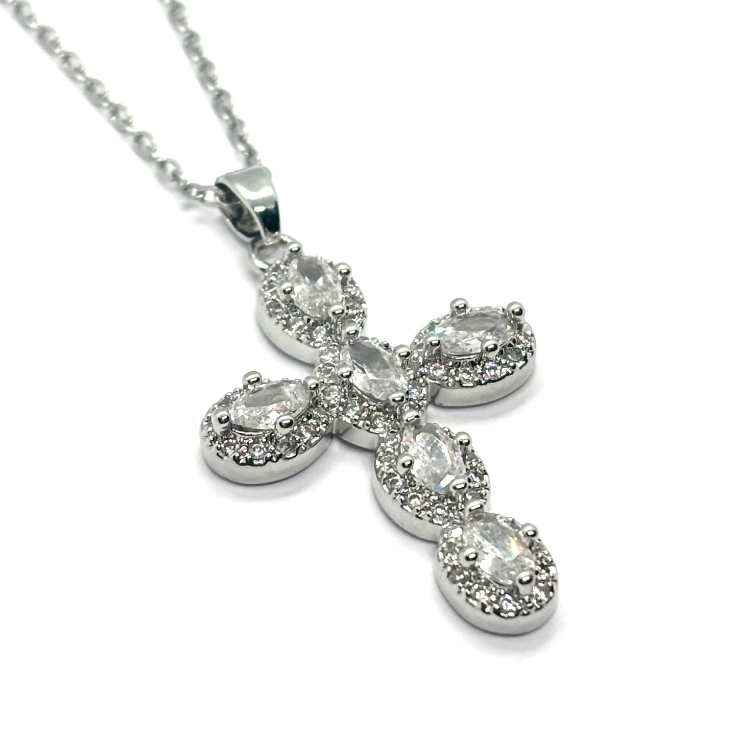 Odalys Diamond Cross Necklace (Silver)